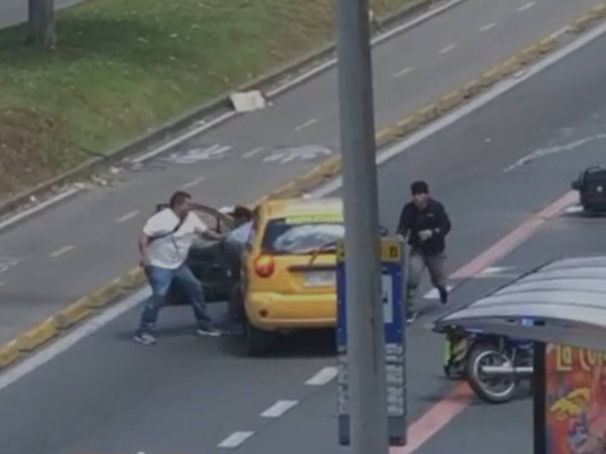 Robo en Carrera Séptima en Bogotá: Policía reveló fotos de los presuntos ladrones