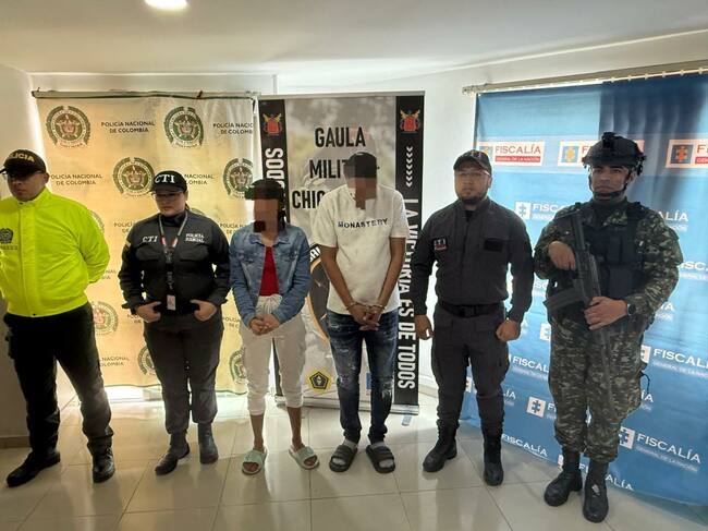 Capturan a pareja que suplantaba a un senador para estafar a ciudadanos con falsas ofertas laborales. Foto: suministrada.