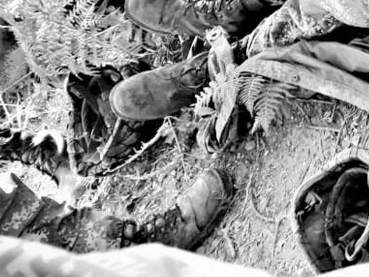 Fuertes combates dejan un soldado muerto en zona rural de Morales, Cauca