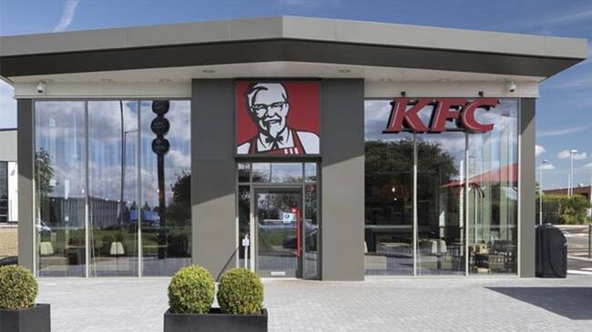 KFC prueba su nuevo sistema 'Smile and Pay'. Foto: Bang Media