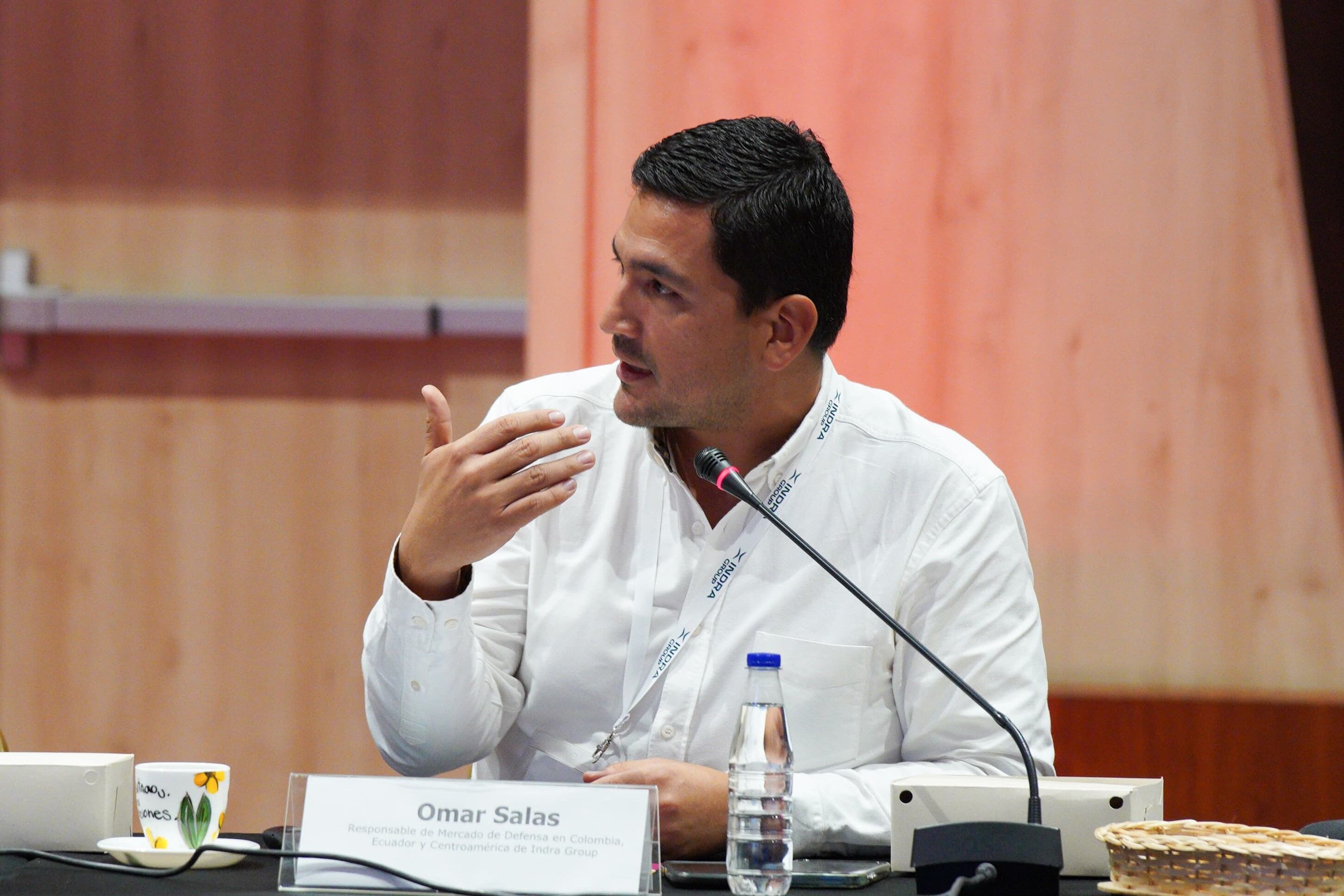 Omar Salas, senior manager de Seguridad y Defensa de Indra en Colombia, Ecuador, Centroamérica y el Caribe. | Foto: W Radio