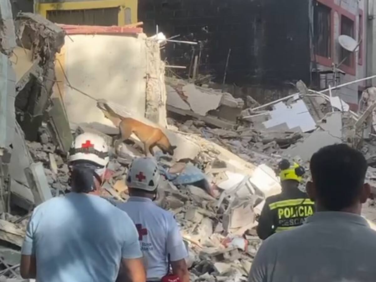 Colapsó edificio en zona de riesgo en Barranquilla