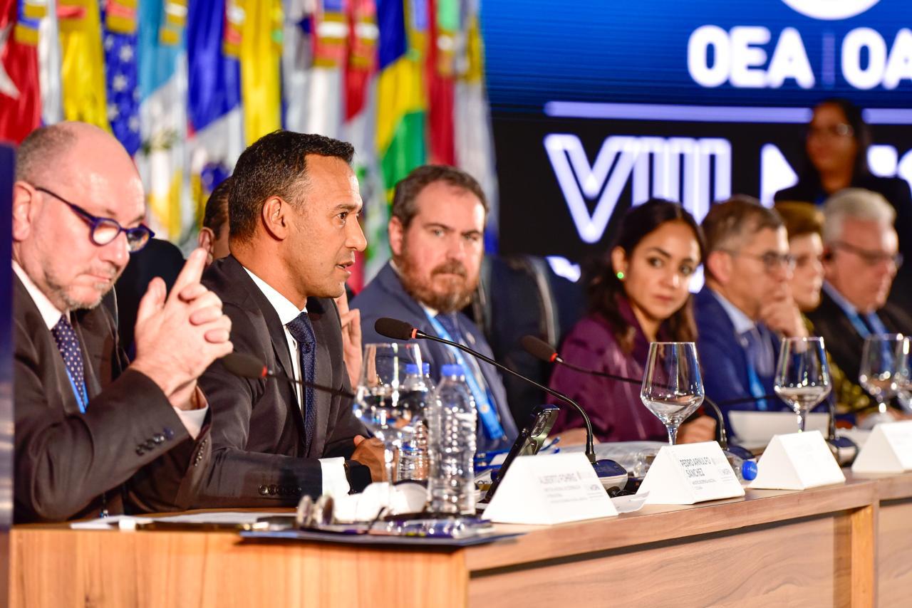 MinDefensa de Colombia y su homólogo de República Dominicana hablan sobre amenazas transnacionales