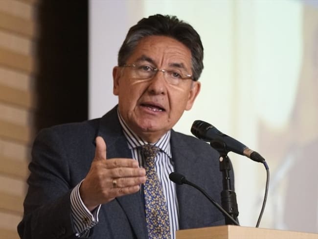 La opinión de funcionarios de universidades colombianas ante la renuncia del fiscal