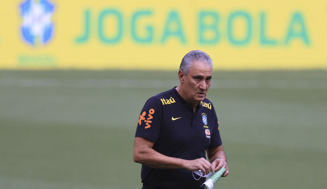 Tite, técnico de Brasil.