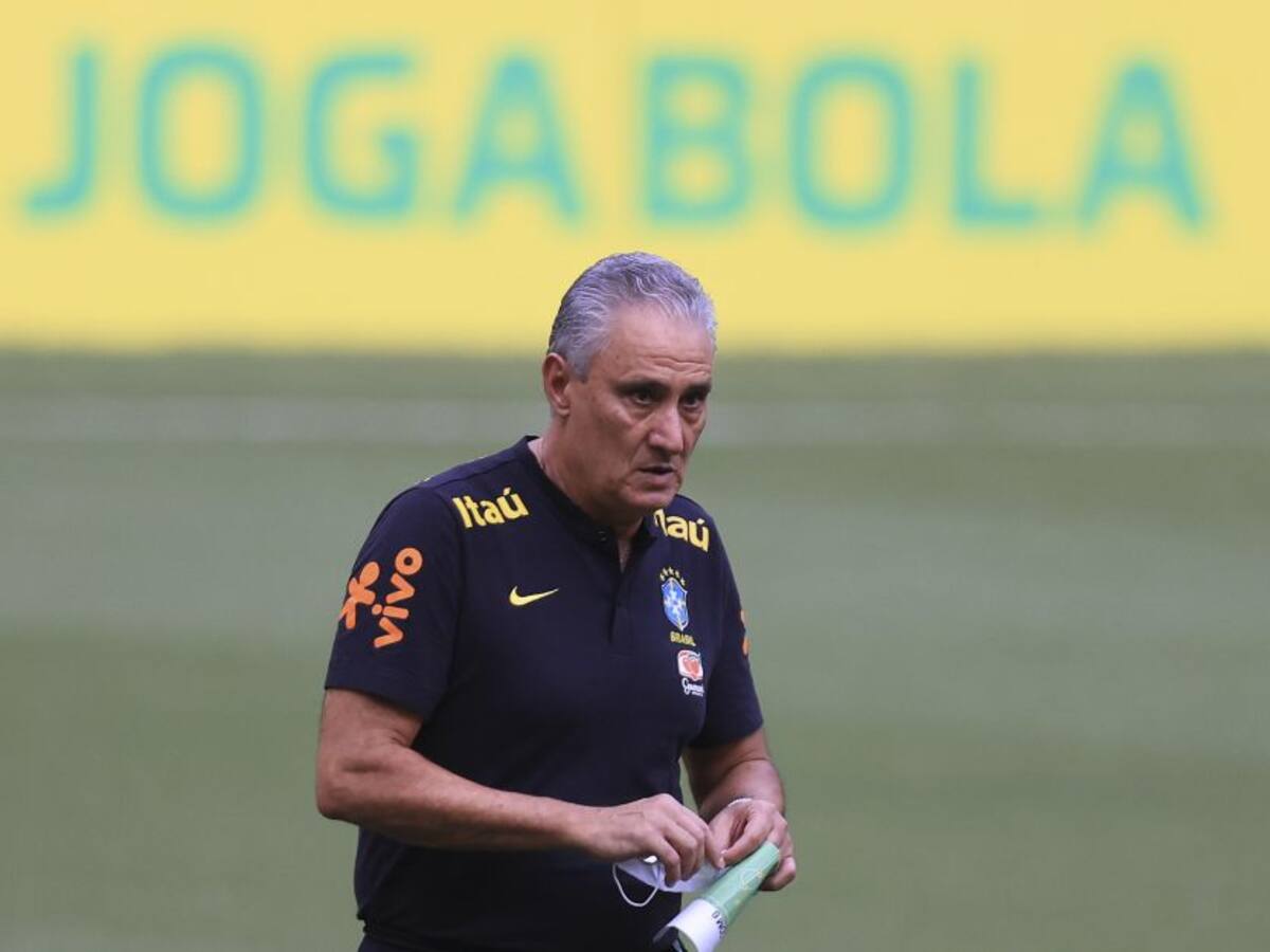 Tite, entrenador de la selección brasileña, esconde la alineación