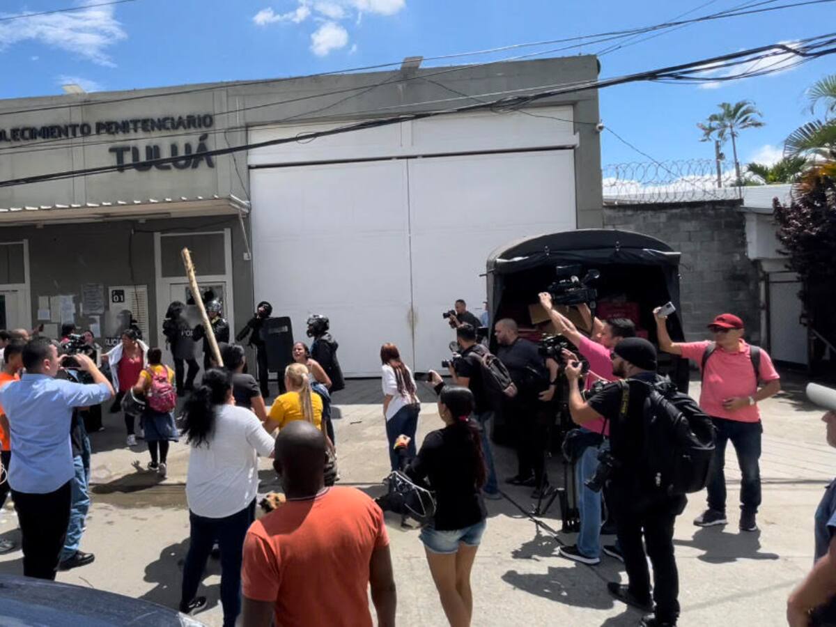 Identificaron a las 51 personas que fallecieron en incendio en cárcel de Tuluá