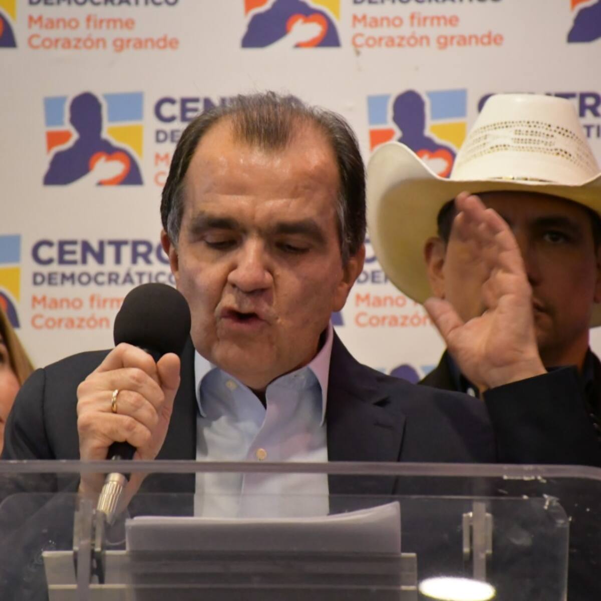 “No soy un político tradicional”: Óscar Iván Zuluaga
