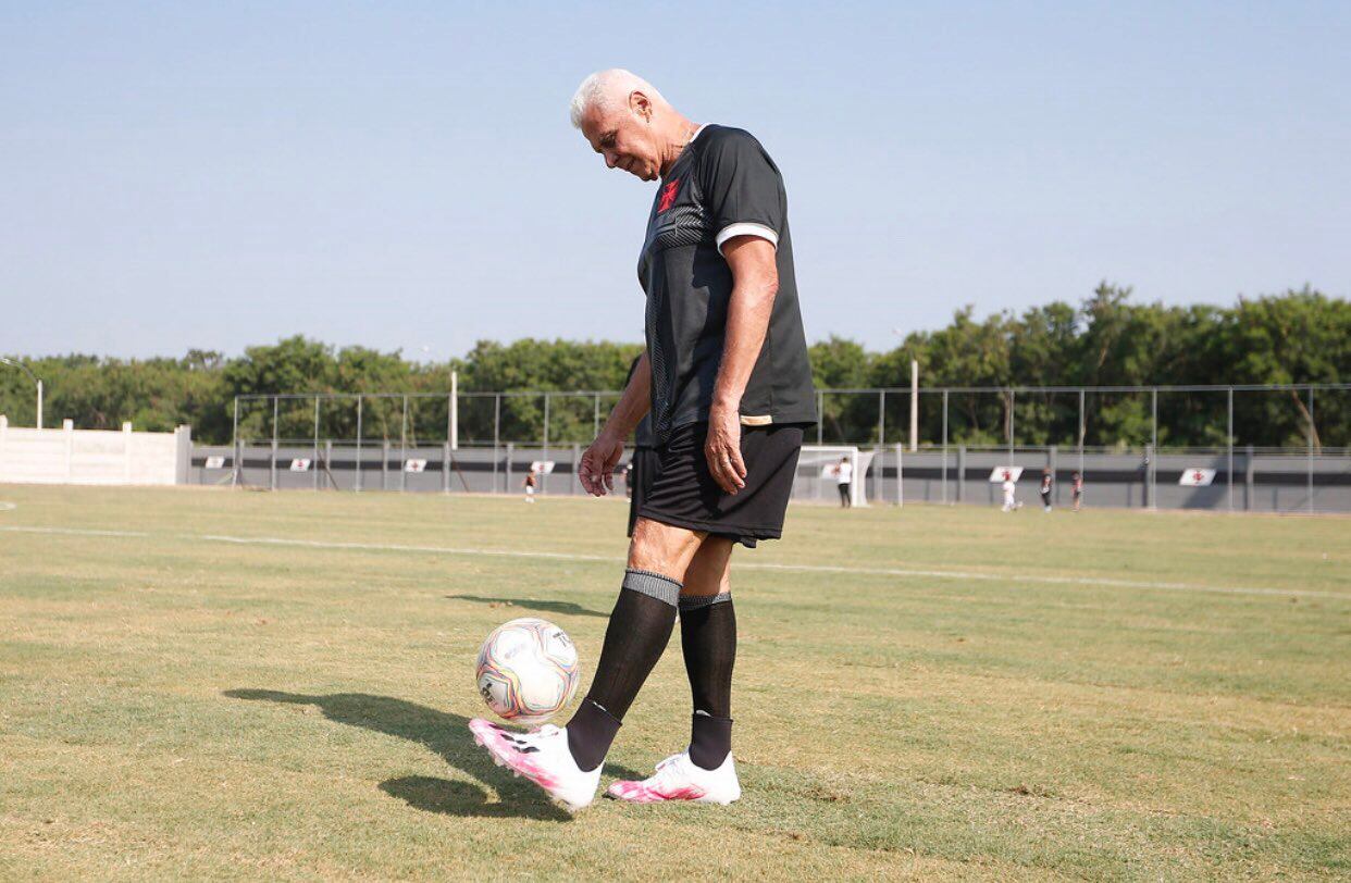 Roberto Dinamite. Foto: Twitter @rdinamite10.