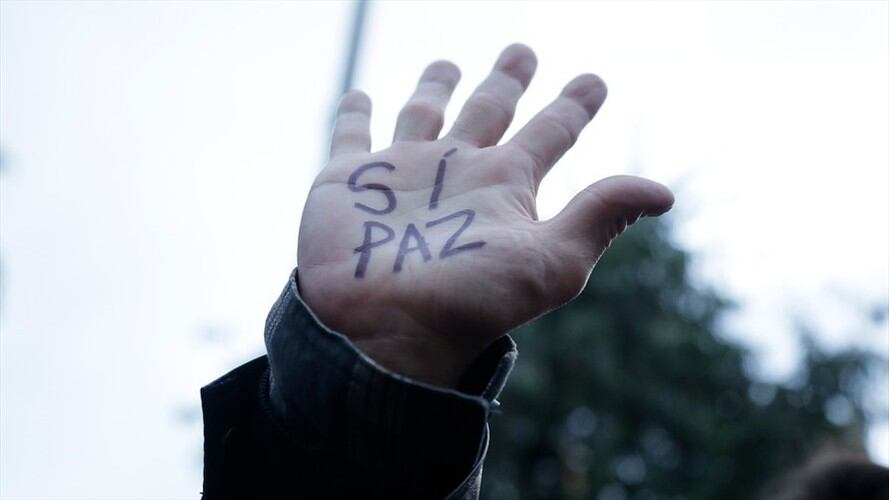 W Radio sigue revelando la investigación contra una red de corrupción entorno a los recursos destinados al posconflicto.. Foto: Colprensa