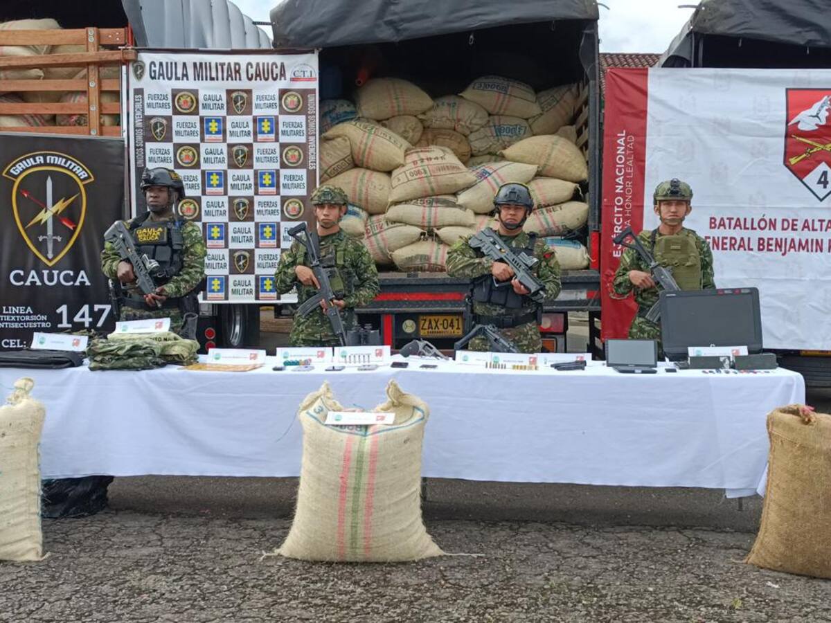 El Ejército recuperó más de 35 toneladas de café que fueron hurtadas en el sur del Cauca