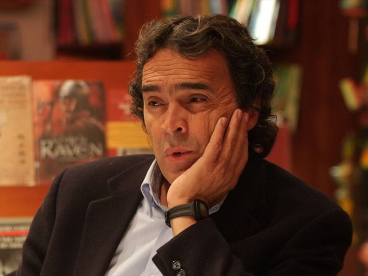 Dos bienes de Sergio Fajardo fueron embargados por la Contraloría de Antioquia