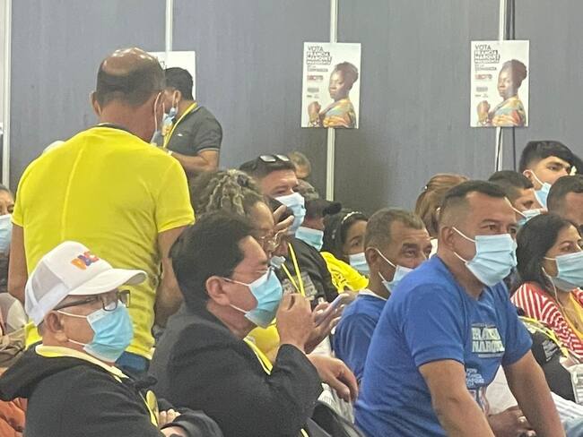 El concejal Álvaro Argote se retiró de la sesión del Concejo de Bogotá, argumentado incapacidad médica por tener síntomas de una gripa que él llama “criolla”