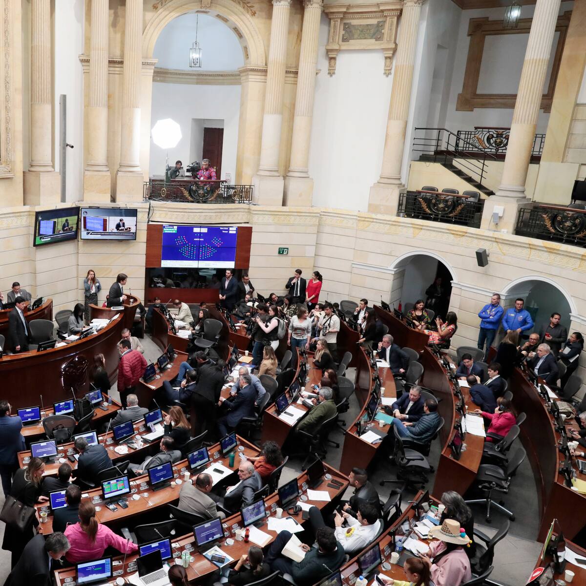 Asofondos sobre comisiones: “redactamos proposición y congresistas la modificaron”