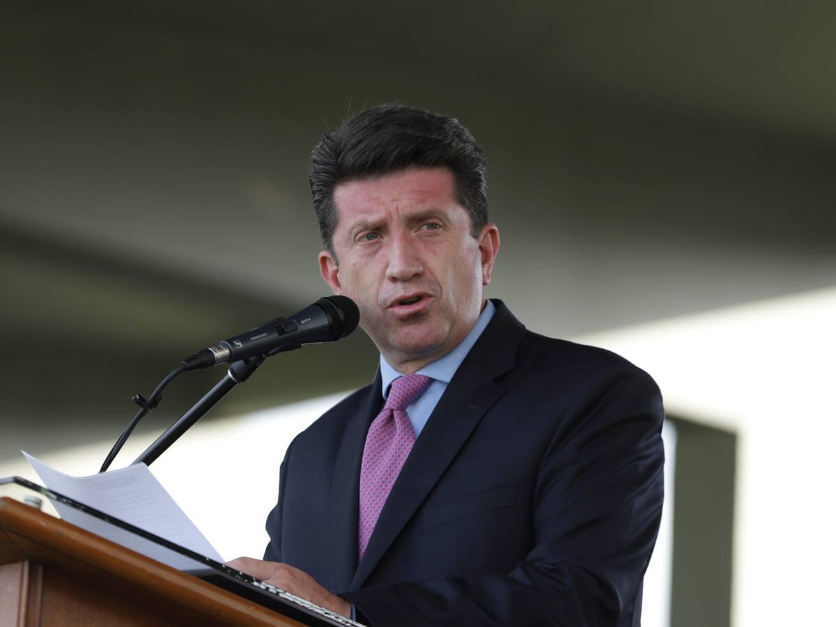 “El ministro de Defensa tiene una búsqueda incansable de enemigos ficticios”: Embajada de Rusia