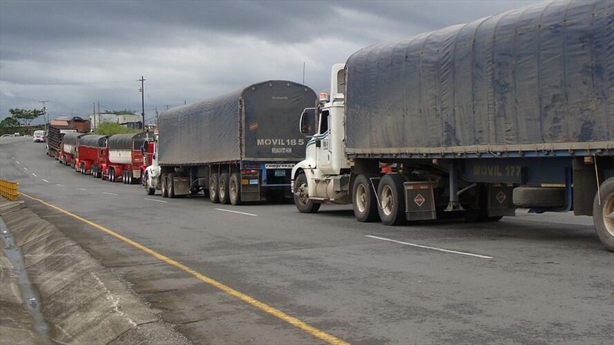 Los transportadores de carga del país no cesarán actividades en el Paro Nacional . Foto: Colprensa