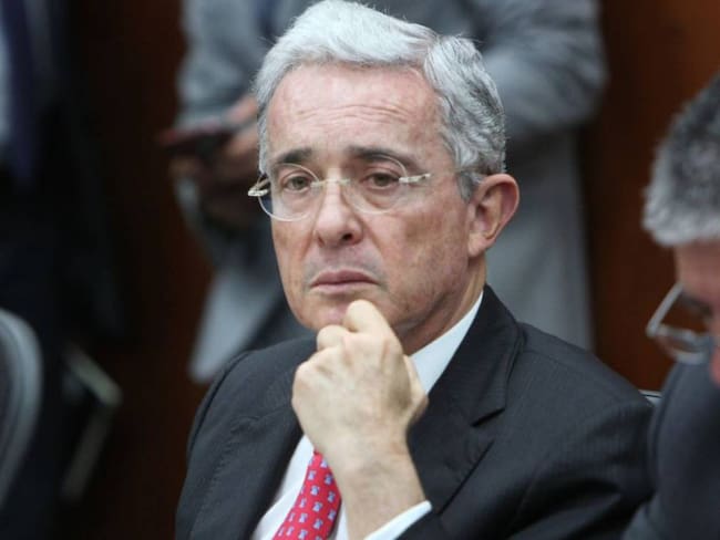“Asesinato a líderes sociales no es culpa ni de Duque ni Petro”: Uribe