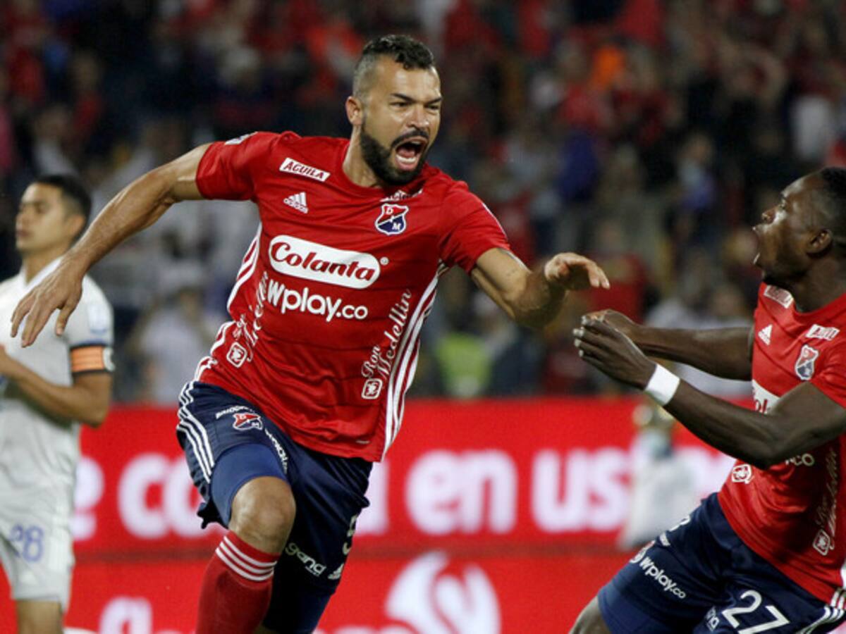 “Me gusta tirar para arriba a todo el mundo”: Andrés Cadavid, defensa del DIM