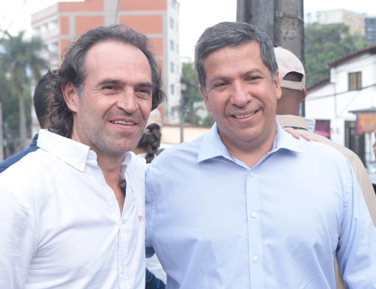 BOGOTÁ. El candidato presidencial Federico Gutiérrez presentó al exalcalde de Neiva, Rodrigo Lara Sánchez, como su compañero para la Vicepresidencia de la República(Colprensa- Campaña Gutiérrez).