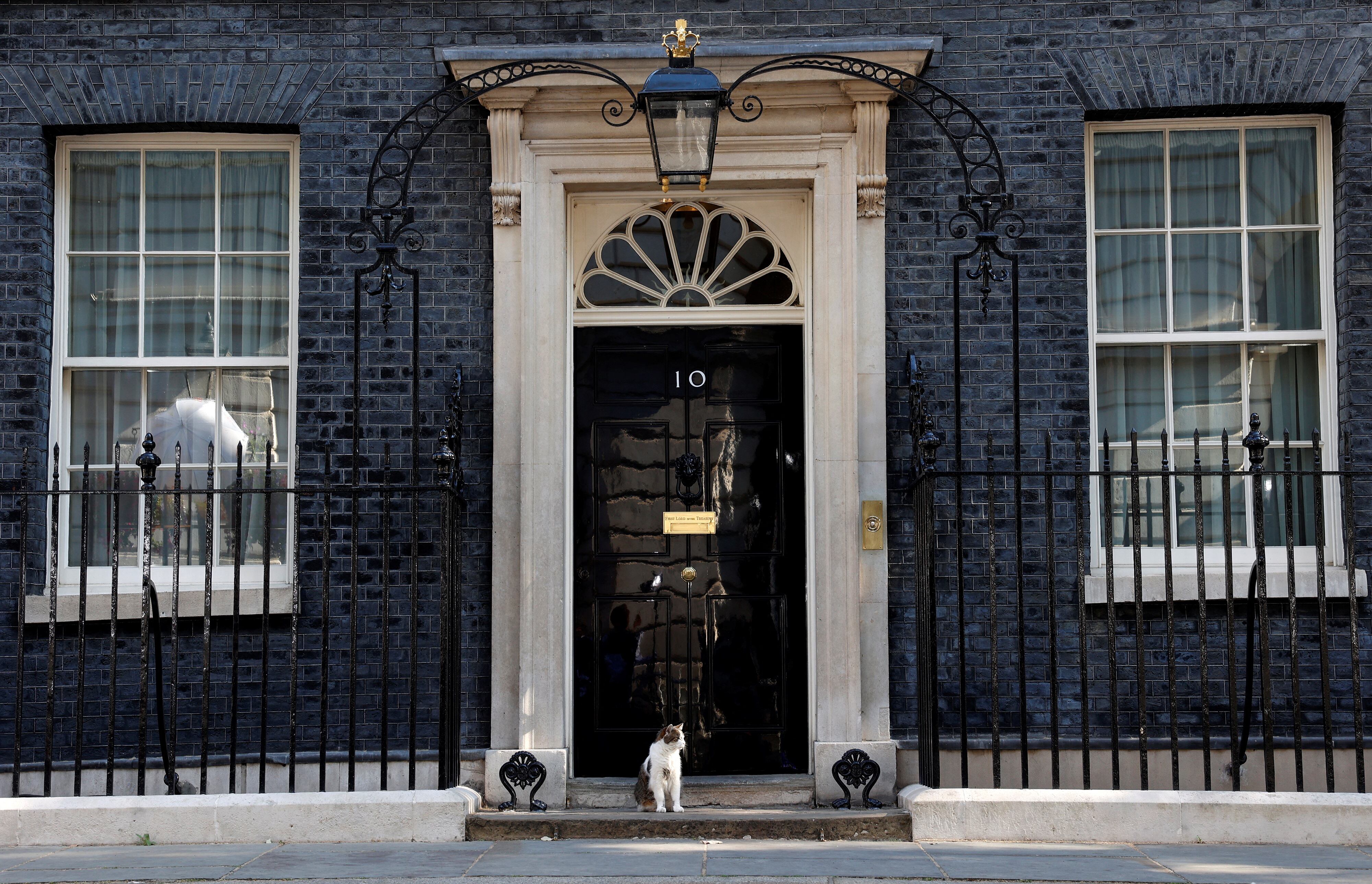 Vista del número 10 de Downing Street en Londres, Reino Unido. (Photo by CARLOS JASSO / AFP) (Photo by CARLOS JASSO/AFP via Getty Images)
