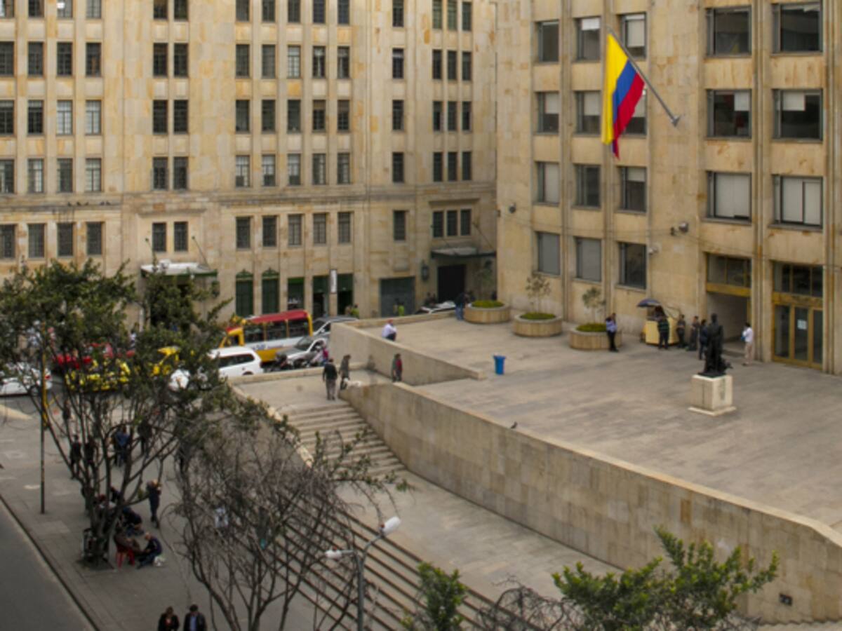 Nombramiento en el MinTic genera controversia por investigaciones activas