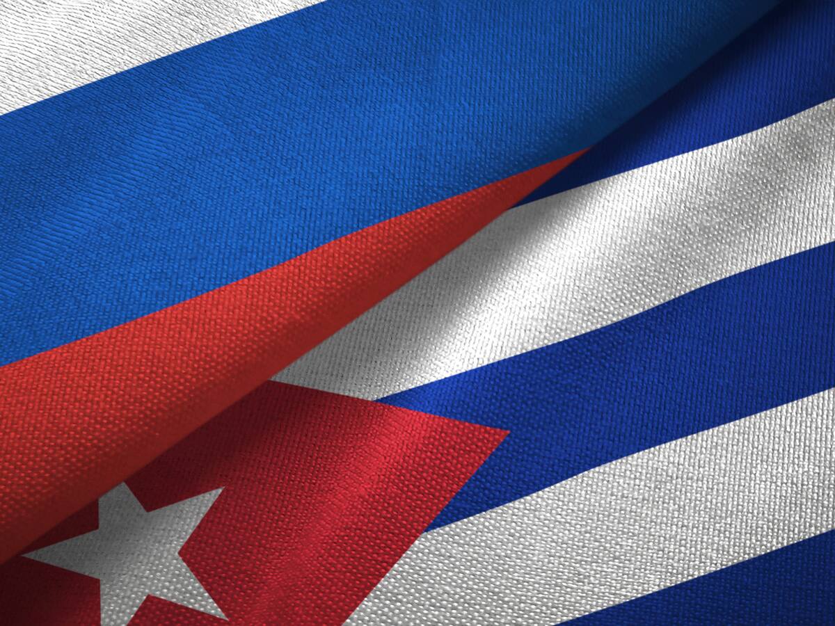 Los cancilleres de Cuba y Rusia se reunieron en el marco del encuentro de los BRICS