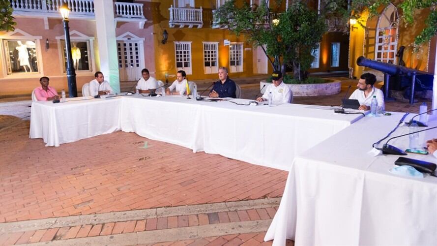 El mandatario aseguró que el país debe avanzar hacia una reactivación segura. Foto: Presidencia