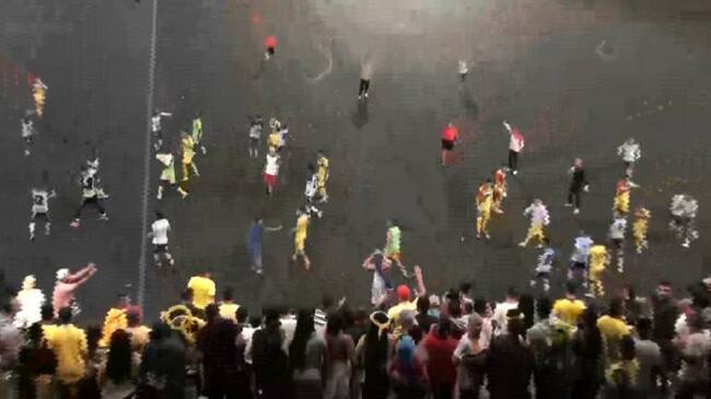 Partido de fútbol terminó en pelea, en Villamaría, Caldas. Crédito: Ernesto Naranjo.