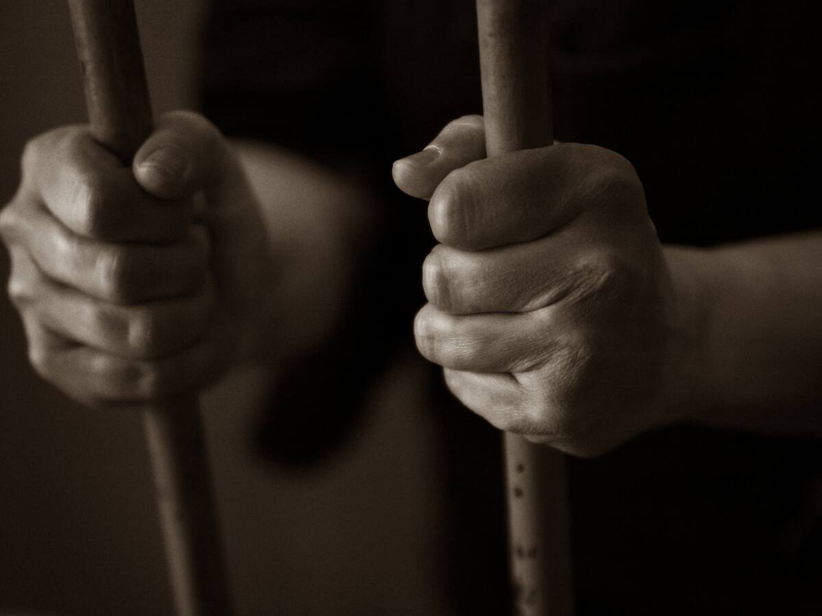Ucrania denuncia la existencia de cámaras de tortura para menores en Jersón
