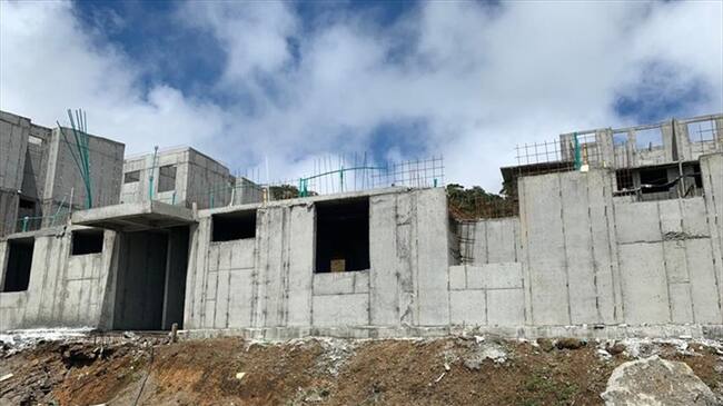 El inconformismo del mandatario es que, los contratos firmados en 2016, se han ido en reuniones. Foto: La W