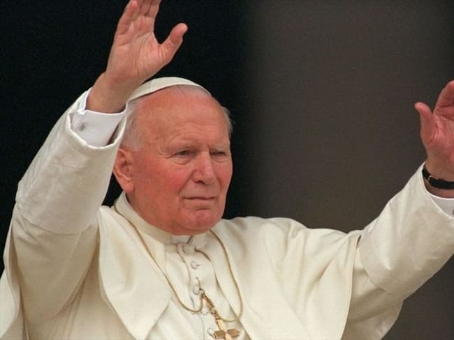 El informe del vaticano sostiene que el pontífice lo nombró “de manera inocente” luego de que el excardinal escribiera una carta en la que negaba la acusación. Foto: Getty Images