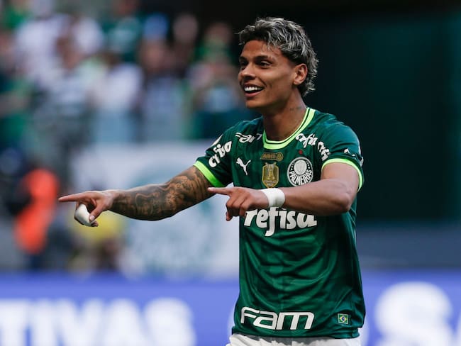 Richard Ríos, jugador del Palmeiras convocado a la Selección Colombia. Foto: Ricardo Moreira/Getty Images.