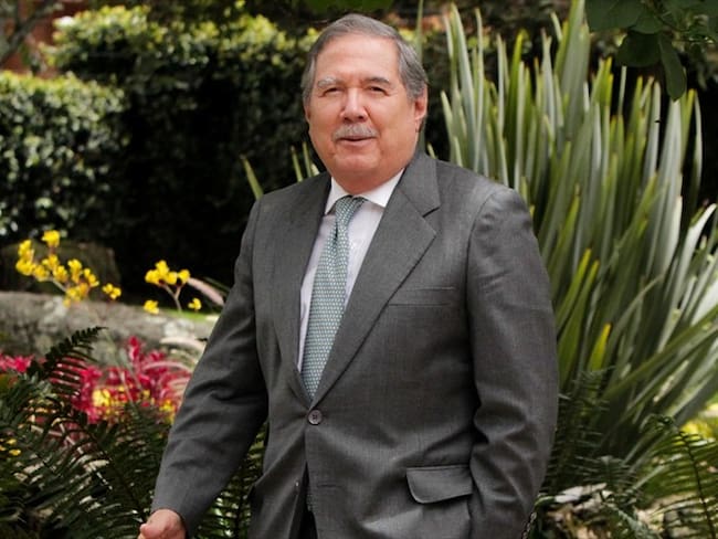 ¿Quiénes acompañarán la moción de censura contra el ministro Guillermo Botero?