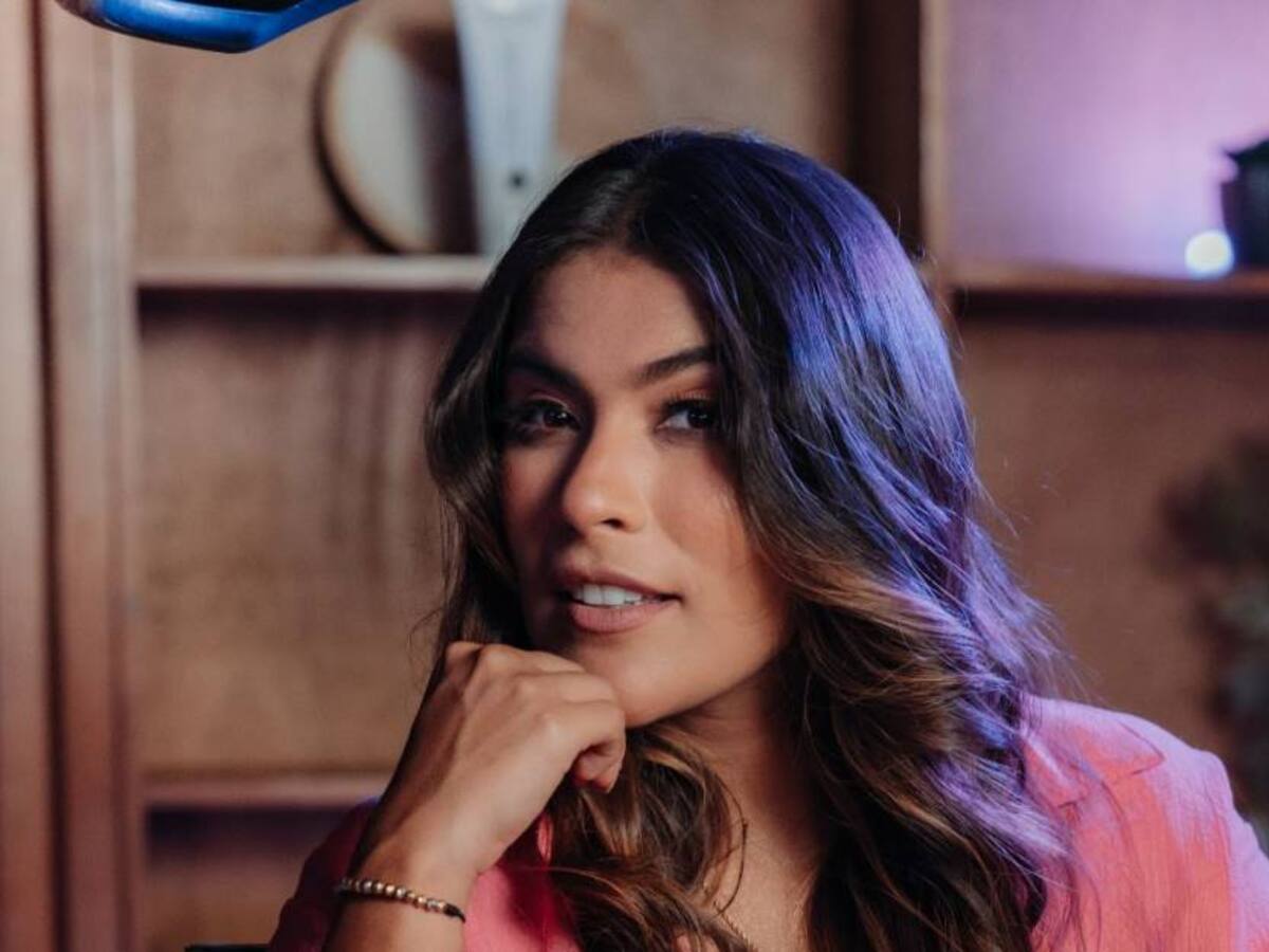 “Las mujeres volvimos al ruedo en el vallenato”: Karen Lizarazo