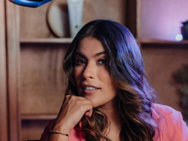 “Las mujeres volvimos al ruedo en el vallenato”: Karen Lizarazo