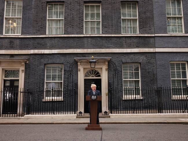 Boris Johnson anunció su renuncia como primer ministro de Reino Unido desde Downing Street. (Photo by Dan Kitwood/Getty Images)