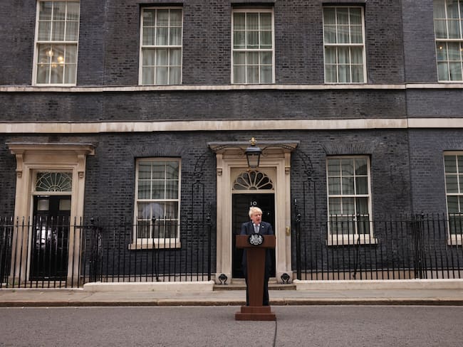 Boris Johnson anunció su renuncia como primer ministro de Reino Unido desde Downing Street. (Photo by Dan Kitwood/Getty Images)