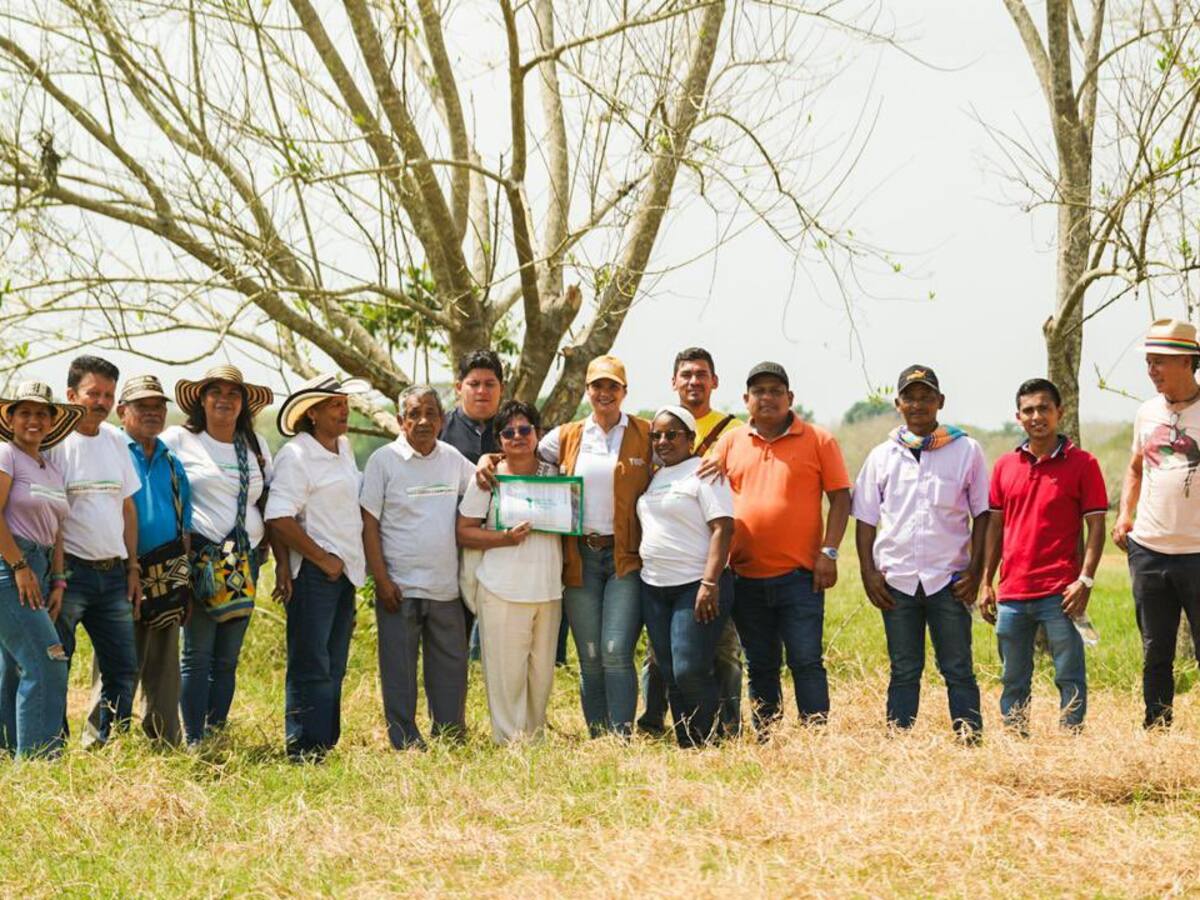 Córdoba: tierras de Sociedad ‘El Ubérrimo’ fueron entregadas a una organización campesina