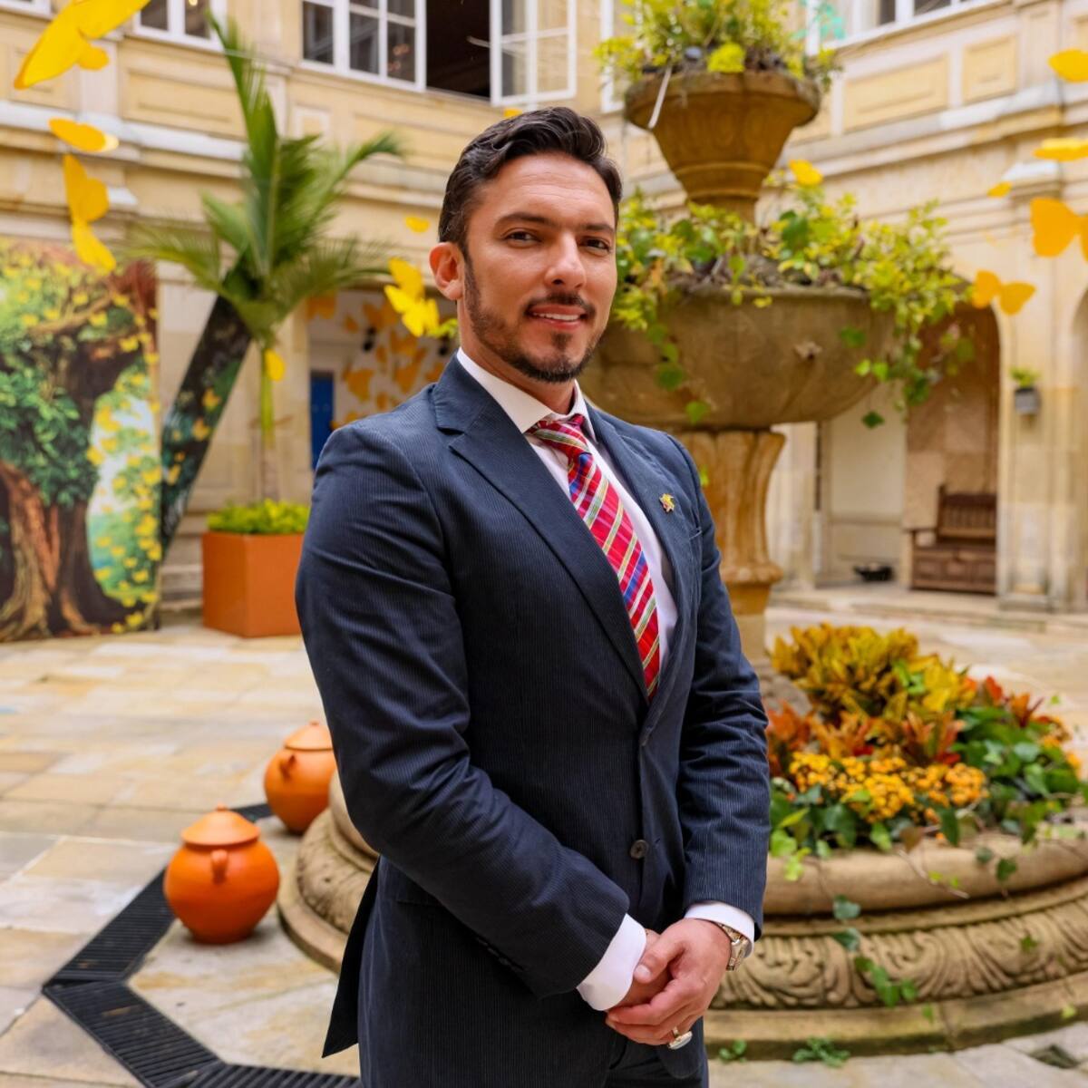 Juan Carlos Florián volvió a tomar posesión como nuevo ministro de la Igualdad