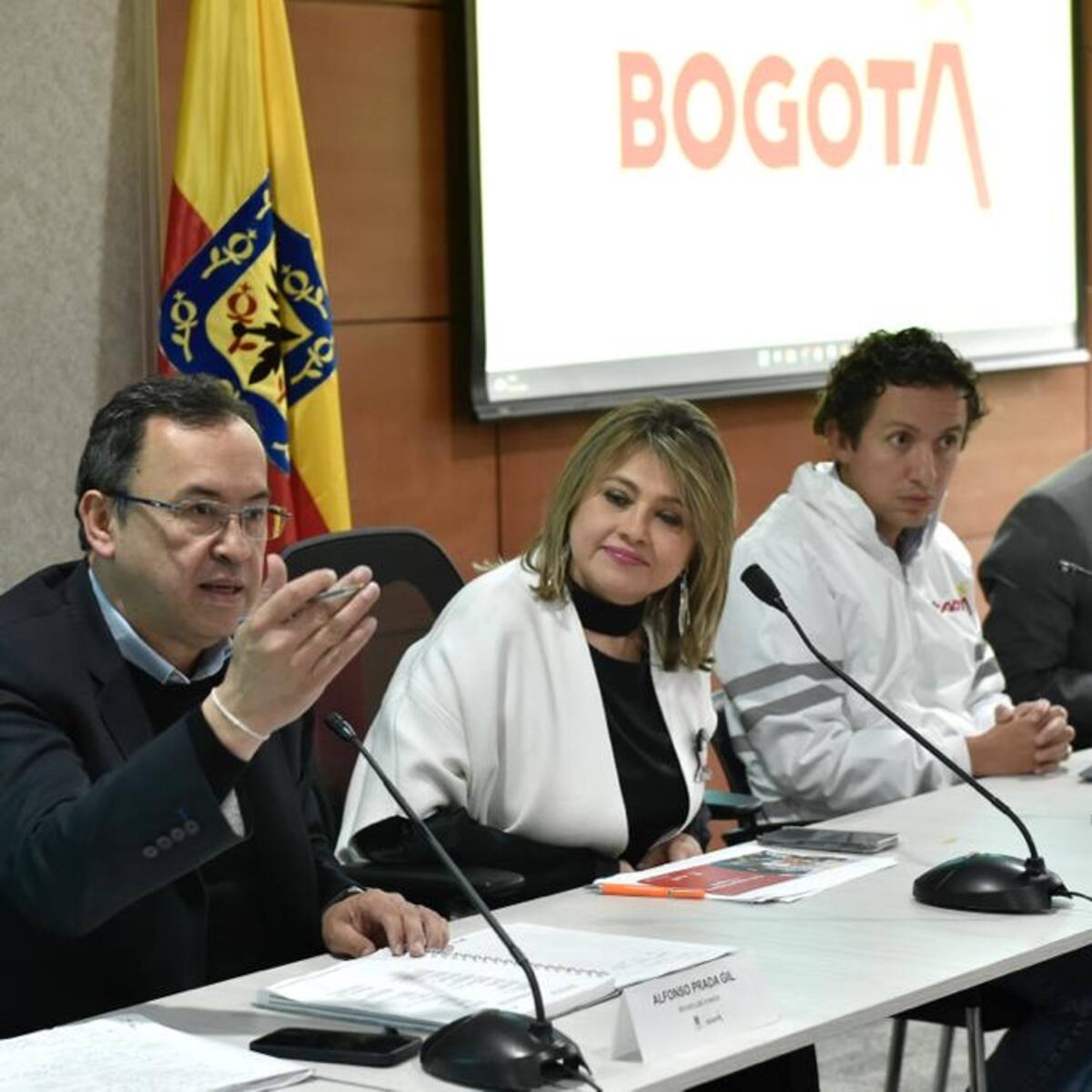 Alcaldía y Gobierno Nacional tienen plan para resolver crisis con indígenas Embera
