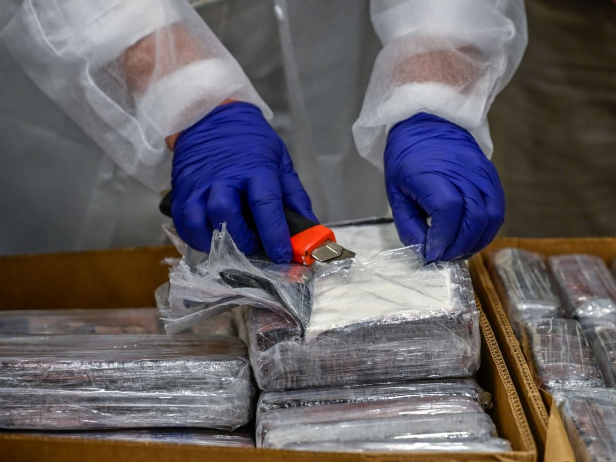 México incauta semisumergible con más de 3,5 toneladas de cocaína en el océano Pacífico