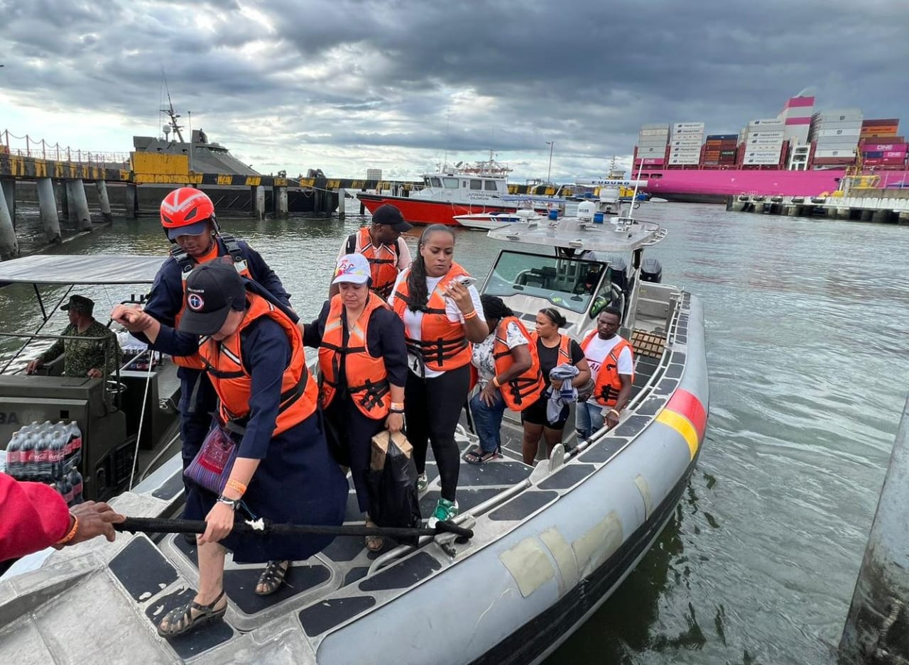 Las autoridades han solicitado a las víctimas que presenten las denuncias correspondientes para colaborar en la investigación. Foto: Armada.
