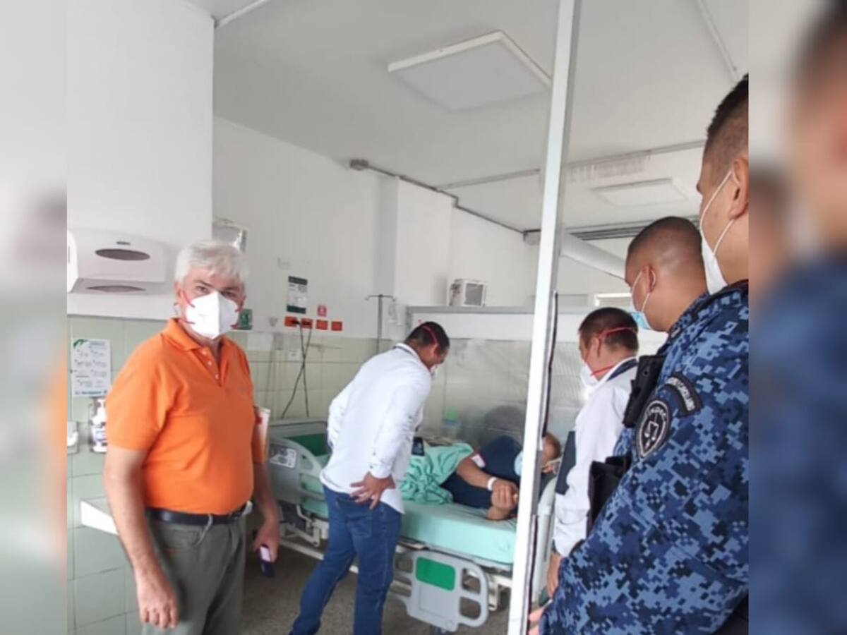 ¿Qué hacían los directores de cárcel de Cúcuta en clínica donde está Julio Casas?