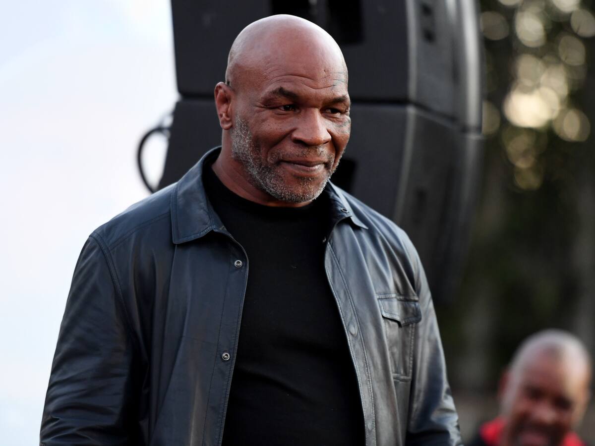 Video: Mike Tyson golpea a un pasajero en un avión en Estados Unidos