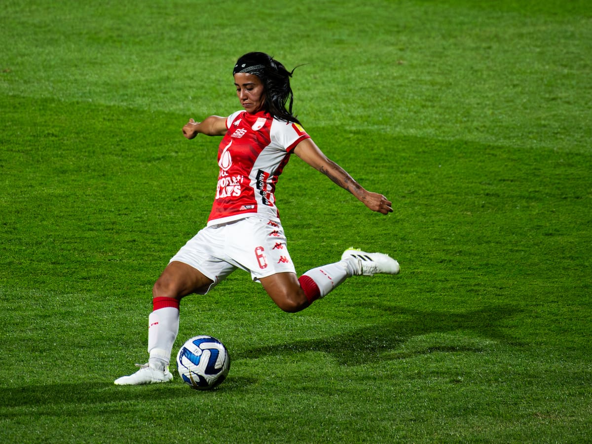 Santa Fe busca remontar ante un aguerrido Cali en la final de la liga femenina colombiana