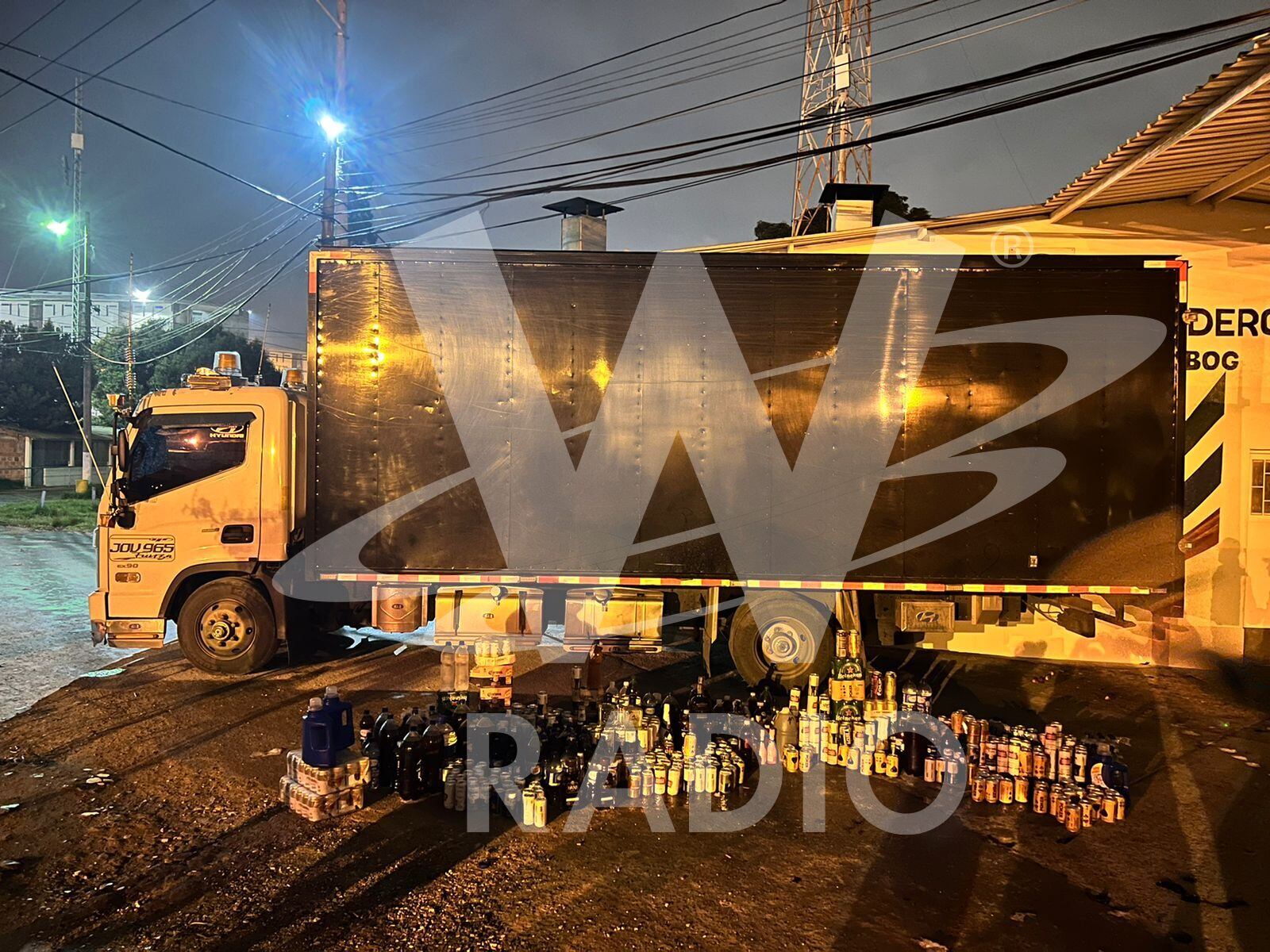Sigue La W reveló imágenes exclusivas de los alimentos que intentaron ingresar al Pabellón de Alta Seguridad de la cárcel La Picota de Bogotá. Foto: Sigue La W