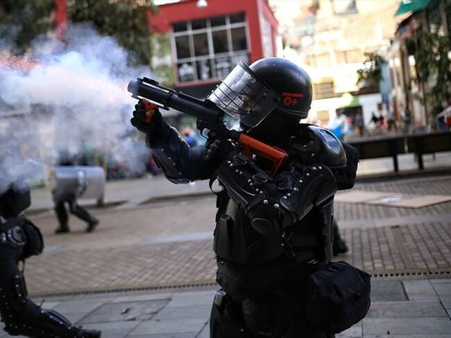 “Policía decide el momento de utilizarlas”: Mindefensa sobre uso de armas de fuego