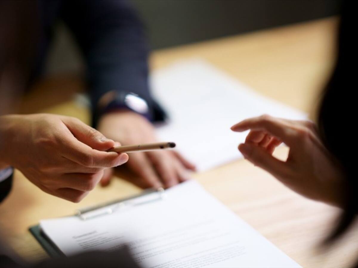 ¿Qué se debe hacer si no pagaron el dinero acordado en un contrato?
