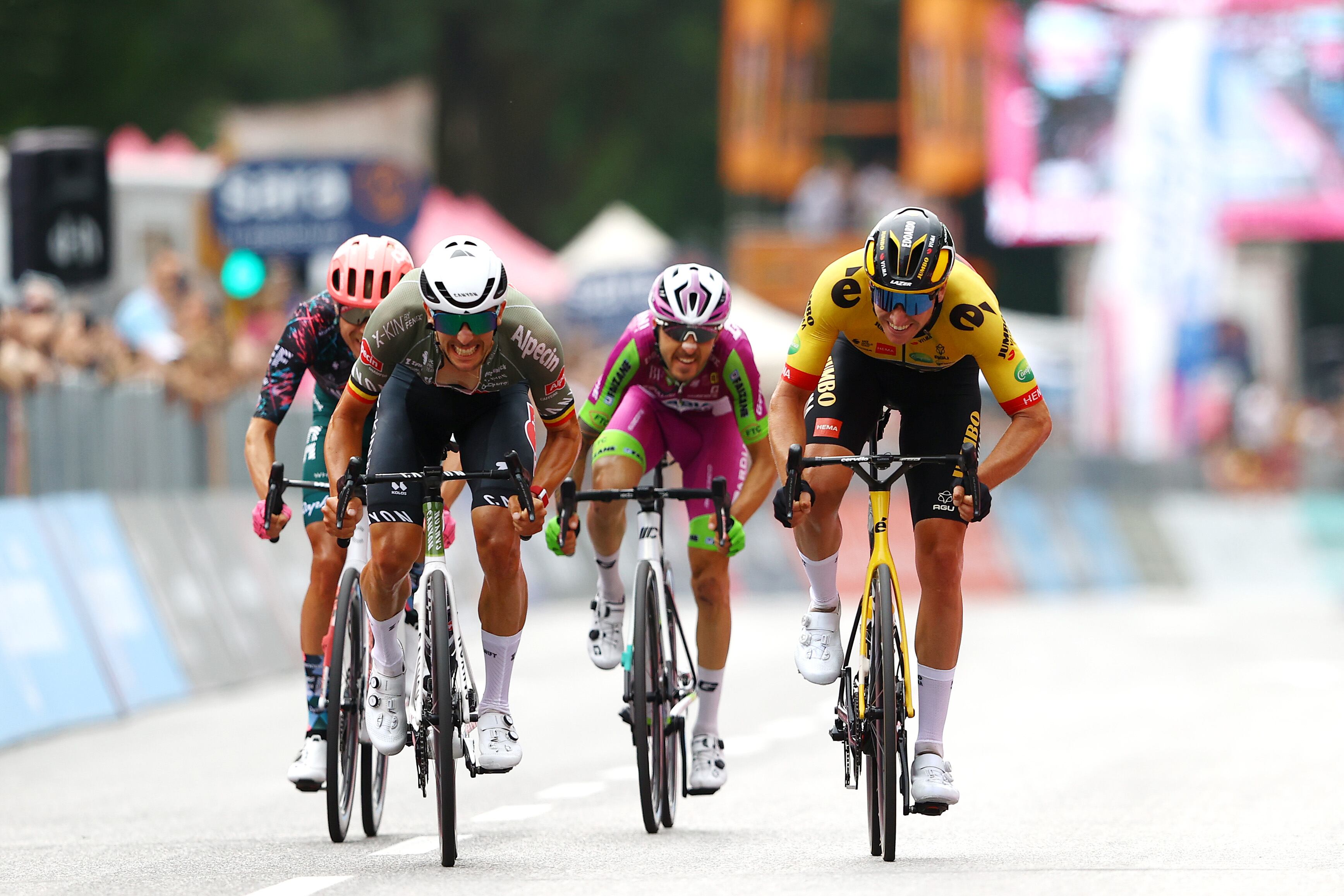 Magnus Cort Nielsen, Dries De Bondt, Davide Gabburo y Edoardo Affini en la etapa 18 del Giro de Italia 2022 (Photo by Michael Steele/Getty Images)