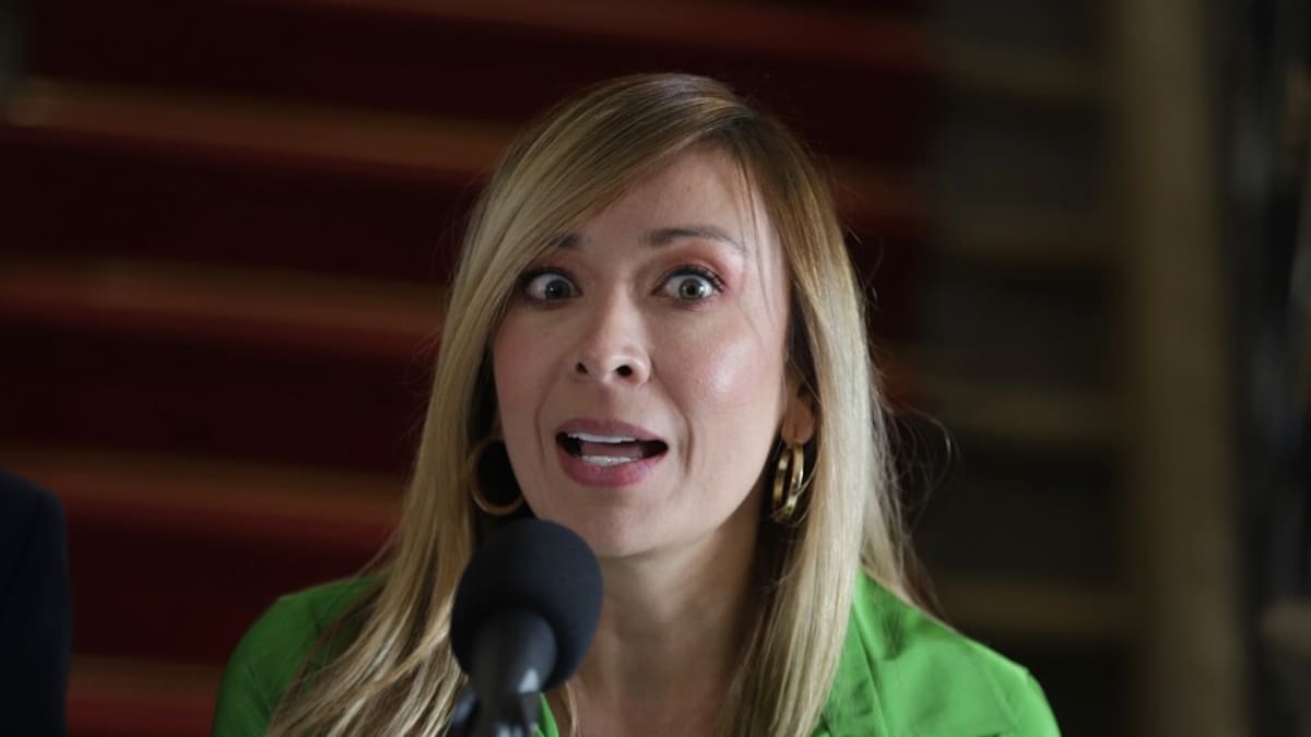No le debo la curul a Gustavo Petro ni a nadie, solo a la ciudadanía: Katherine Miranda